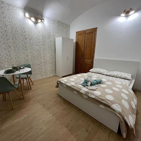Maison Vivien, Appartamento Nel Cuore Di Torino. Exteriör bild